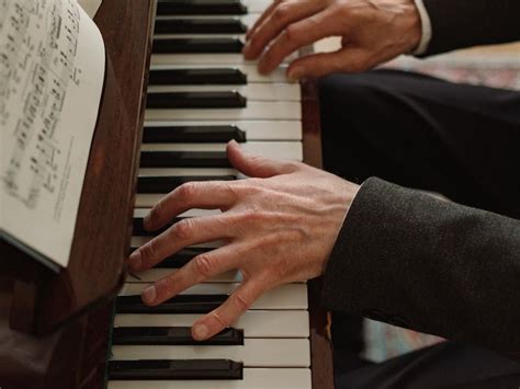 What Does Leggiero Mean in Music? And Why Do Pianists Love It So Much?